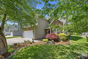 322 Wildbriar Rd, Fletcher, NC 28732 - Photo 4
