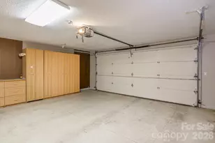 133 Forest View Dr, Flat Rock, NC 28731 - Photo 32