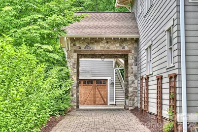 4507 Givens Way, Charlotte, NC 28209 - Photo 2