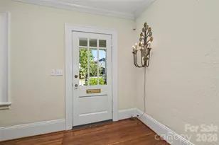 321 Circle Ave, Charlotte, NC 28207 - Photo 24