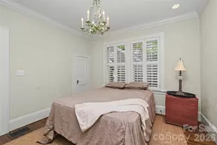321 Circle Ave, Charlotte, NC 28207 - Photo 14