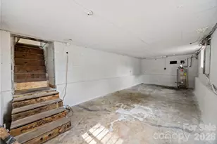 6109 Cora St, Charlotte, NC 28216 - Photo 32