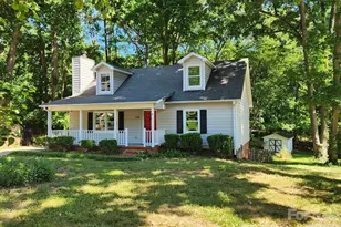 328 Swamp Fox Dr, Fort Mill, SC 29715 - Photo 1
