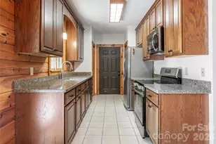 20 Small Mountain Dr, Asheville, NC 28805 - Photo 20