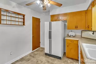 250 Reeves Cove Rd, Candler, NC 28715 - Photo 14