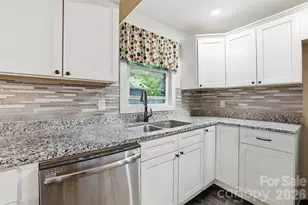 3100 Avalon Ave, Charlotte, NC 28208 - Photo 4