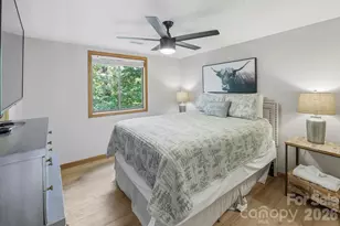 172 W Wilderness Rd, Lake Lure, NC 28746 - Photo 14