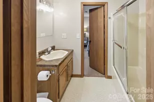 172 W Wilderness Rd, Lake Lure, NC 28746 - Photo 12