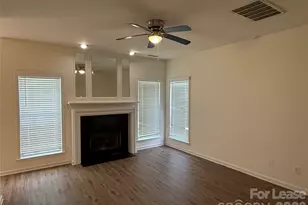 10411 Hellebore Rd, Charlotte, NC 28213 - Photo 2