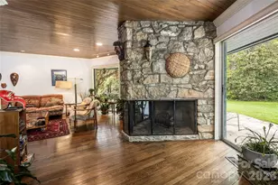 18 Forest Rd, Asheville, NC 28803 - Photo 2