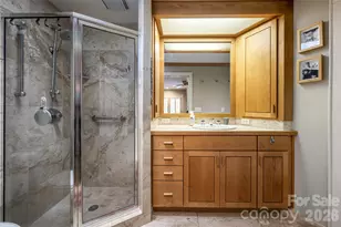 18 Forest Rd, Asheville, NC 28803 - Photo 24