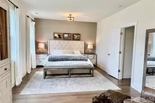 137 Marianne Dr, Hendersonville, NC 28739 - Photo 6