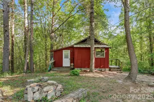 182 Wakti Ridge Rd, Saluda, NC 28773 - Photo 14