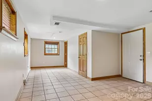 48 Chambers View Dr, Clyde, NC 28721 - Photo 24