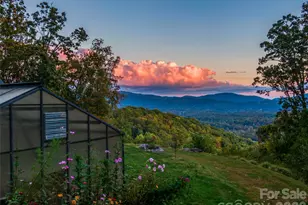 91 Great Oak Ln, Fairview, NC 28730 - Photo 6