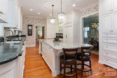 324 Vanderbilt Road, Asheville, NC 28803 - Photo 16