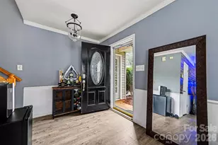5846 Hewitt Dr, Charlotte, NC 28269 - Photo 2
