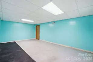 324 Pawley Dr, Charlotte, NC 28214 - Photo 16