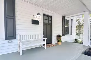 315 W Lowrance Ave, Mooresville, NC 28115 - Photo 2