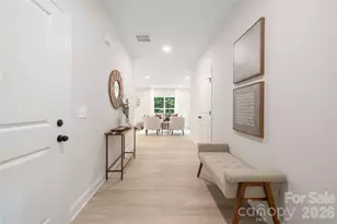 9218 Pinenoll Ln, Charlotte, NC 28215 - Photo 12