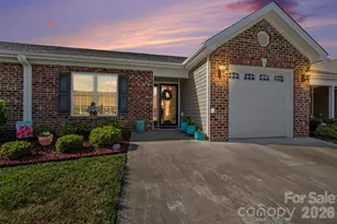 105 Oak Ridge Dr, Archdale, NC 27263 - Photo 2