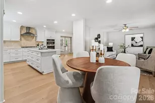 7806 Snowden Ln, Charlotte, NC 28270 - Photo 6