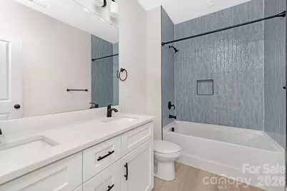 9222 Pinenoll Lane, Charlotte, NC 28215 - Photo 20