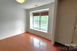 1016 Thorncrest Dr, Fletcher, NC 28732 - Photo 16
