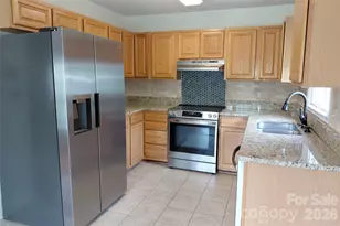 1016 Thorncrest Dr, Fletcher, NC 28732 - Photo 14