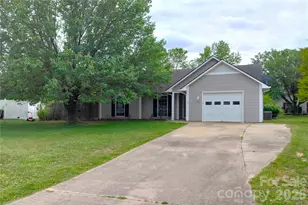 1016 Thorncrest Dr, Fletcher, NC 28732 - Photo 38