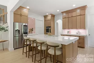 1325 Gateshead Ln, Matthews, NC 28105 - Photo 6