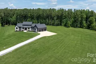 1427 Glasscock Rd, Rock Hill, SC 29730 - Photo 2