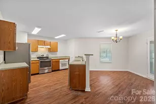 1918 Leesburg Dr, Clover, SC 29710 - Photo 10