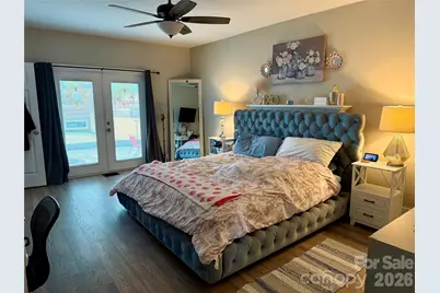 2709 N Main Avenue, Newton, NC 28658 - Photo 16