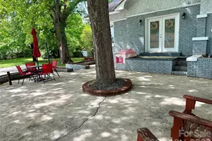 2709 N Main Ave, Newton, NC 28658 - Photo 20