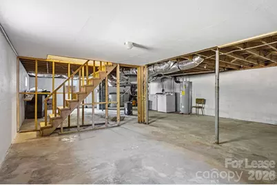 8830 US 19W Highway, Burnsville, NC 28714 - Photo 20