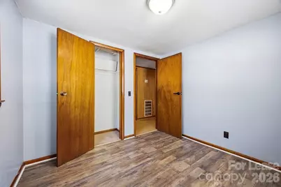 8830 US 19W Highway, Burnsville, NC 28714 - Photo 16