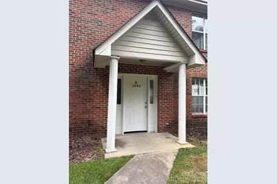 1000 Mt Holly Huntersville Road #B, Charlotte, NC 28214 - Photo 4