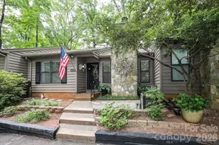 2772 Dogwood Hills Ct, Fort Mill, SC 29715 - Photo 2