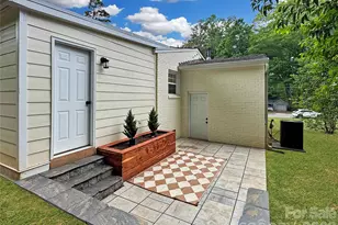 4065 Hiddenbrook Dr, Charlotte, NC 28205 - Photo 20