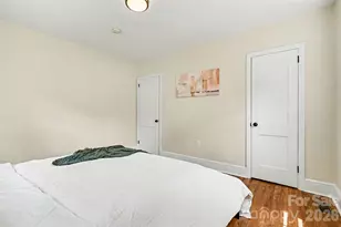 4065 Hiddenbrook Dr, Charlotte, NC 28205 - Photo 14