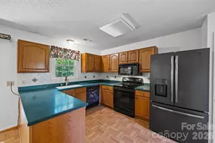 2998 Devonshire Dr, Rock Hill, SC 29732 - Photo 14