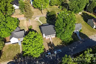 59 Park Cir, Lexington, NC 27295 - Photo 2