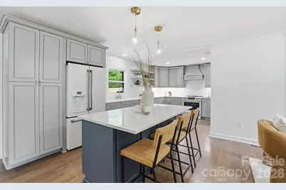 4017 Leeds Drive, Charlotte, NC 28205 - Photo 8