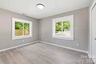 24 Sagefield Dr, Candler, NC 28715 - Photo 18