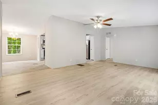 90 High Point Rd, Weaverville, NC 28787 - Photo 6
