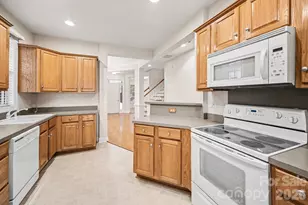 2065 Gable Way Ln, Matthews, NC 28104 - Photo 18