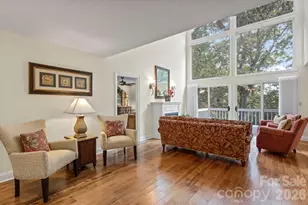 320 Dawnbrook Dr, Flat Rock, NC 28731 - Photo 6