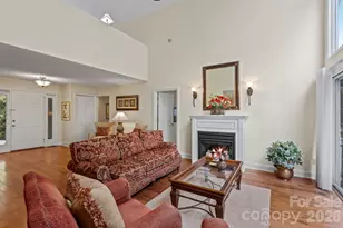 320 Dawnbrook Dr, Flat Rock, NC 28731 - Photo 8