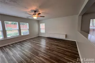 2304 Harwood Hills Ln, Charlotte, NC 28214 - Photo 6